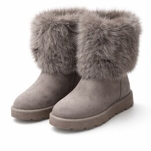 New in Box! Journee Collection Shanay Women's Gray Fur-Lined Boots sz 7